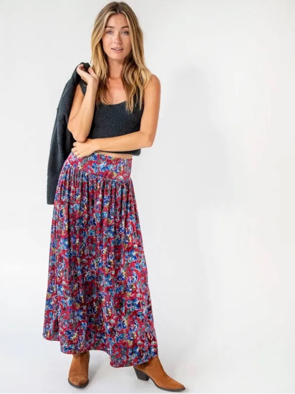 NWT Natural Life Lisa Velvet Floral Pull On Maxi Skirt